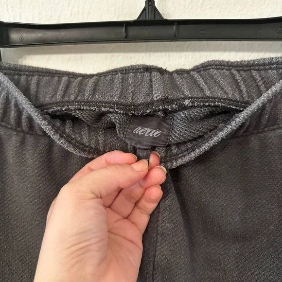 Aerie charcoal Shorts - Picture 2 of 3
